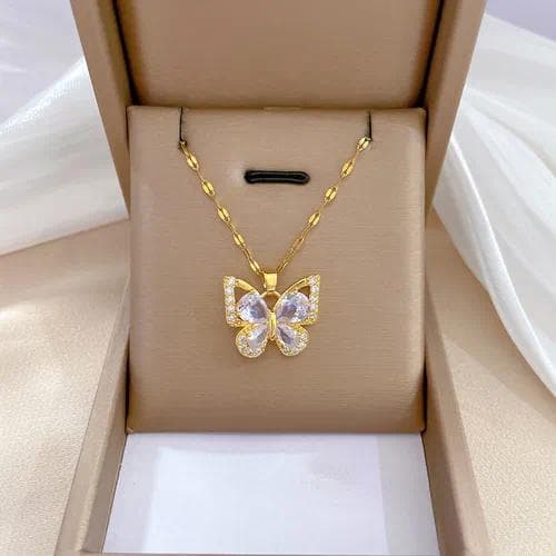 Collar de mariposa con piedras incrustadas