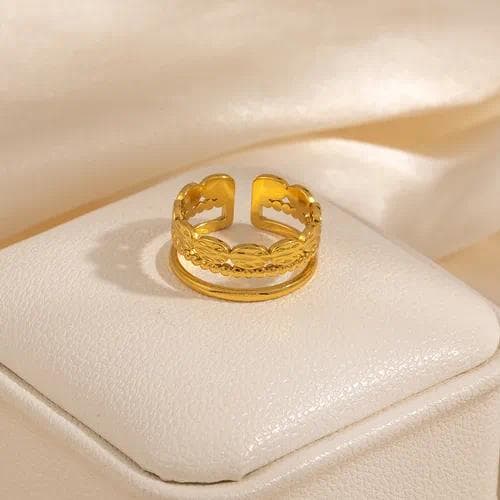 Anillo de línea de cuentas ovaladas