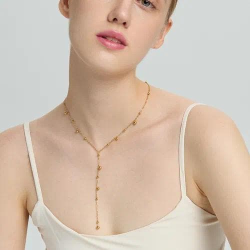 Collar elegante con borla en 201