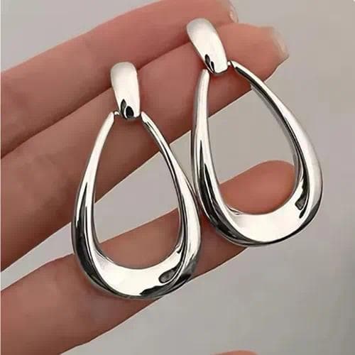 Aretes de Aleación con Patrón Geométrico en Estilo Simple