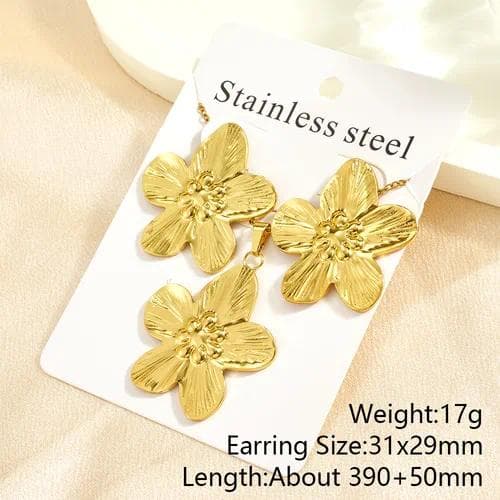 Set de joyas con patrón de flor